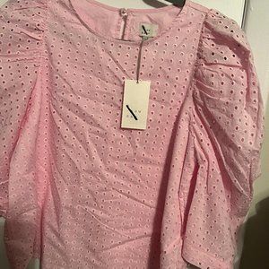 NWT A. NEW DAY EYELET PINK BLOUSE 3/4 SLEEVES SZ S
